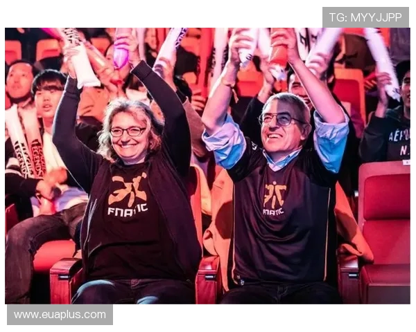 王秀英专访：从新手到职业选手的英雄联盟成长之路回顾